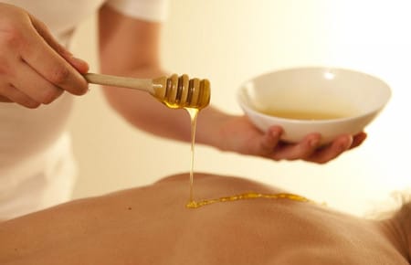 Как делается антицеллюлитный массаж с медом
